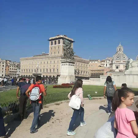Suad Home In Rome