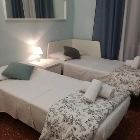 Suad Home In Rome Apartmanhotel Róma